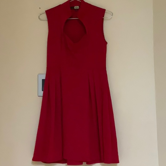 Red Dress - Picture 1 of 1